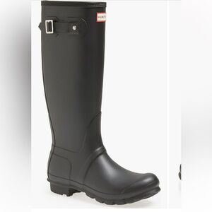 Hunter Women’s Black Rain Boots